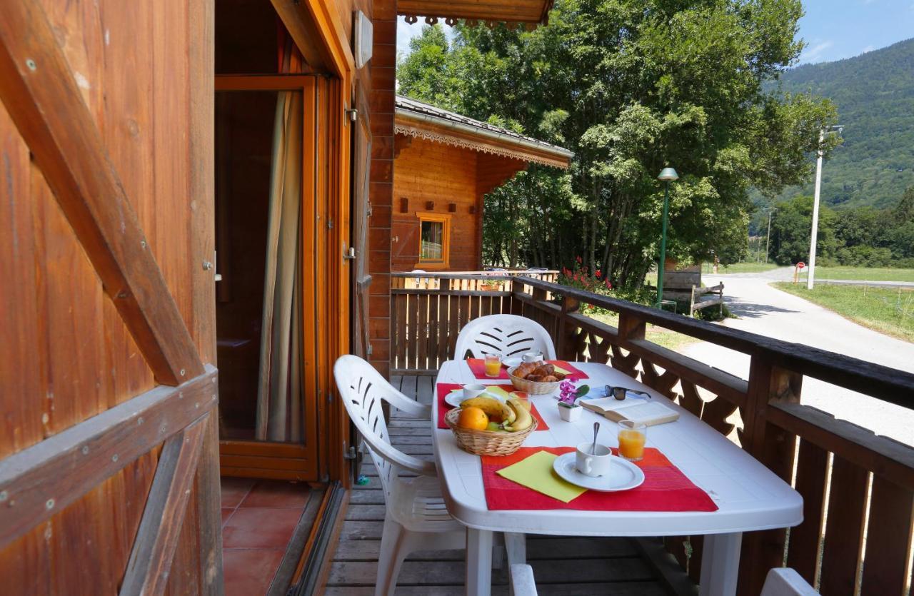 Residence Nemea Les Chalets Du Bois De Champelle Morillon Exterior foto
