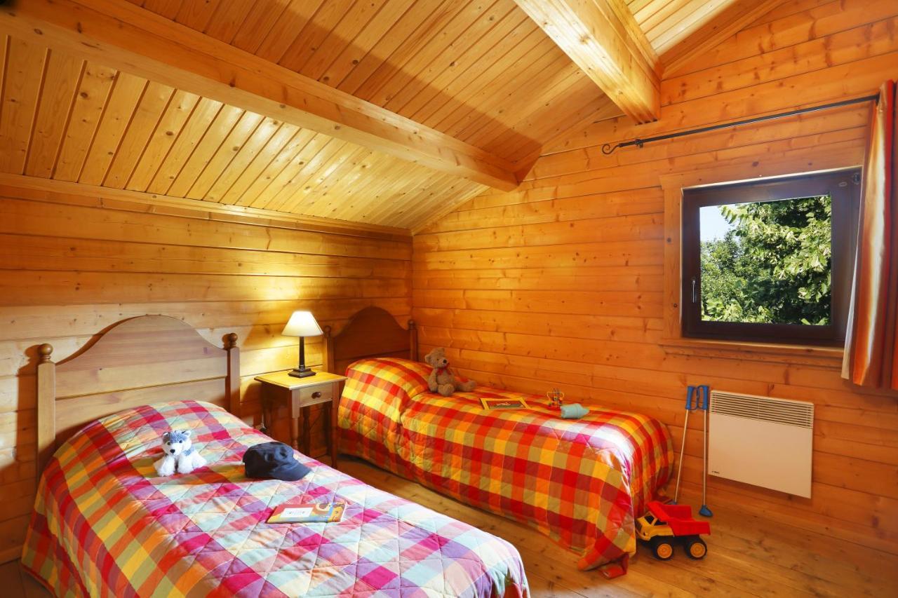 Residence Nemea Les Chalets Du Bois De Champelle Morillon Exterior foto