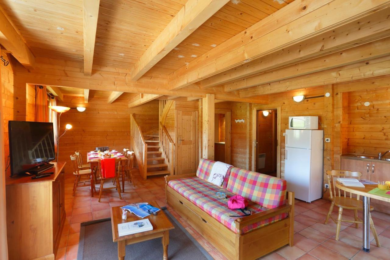 Residence Nemea Les Chalets Du Bois De Champelle Morillon Exterior foto