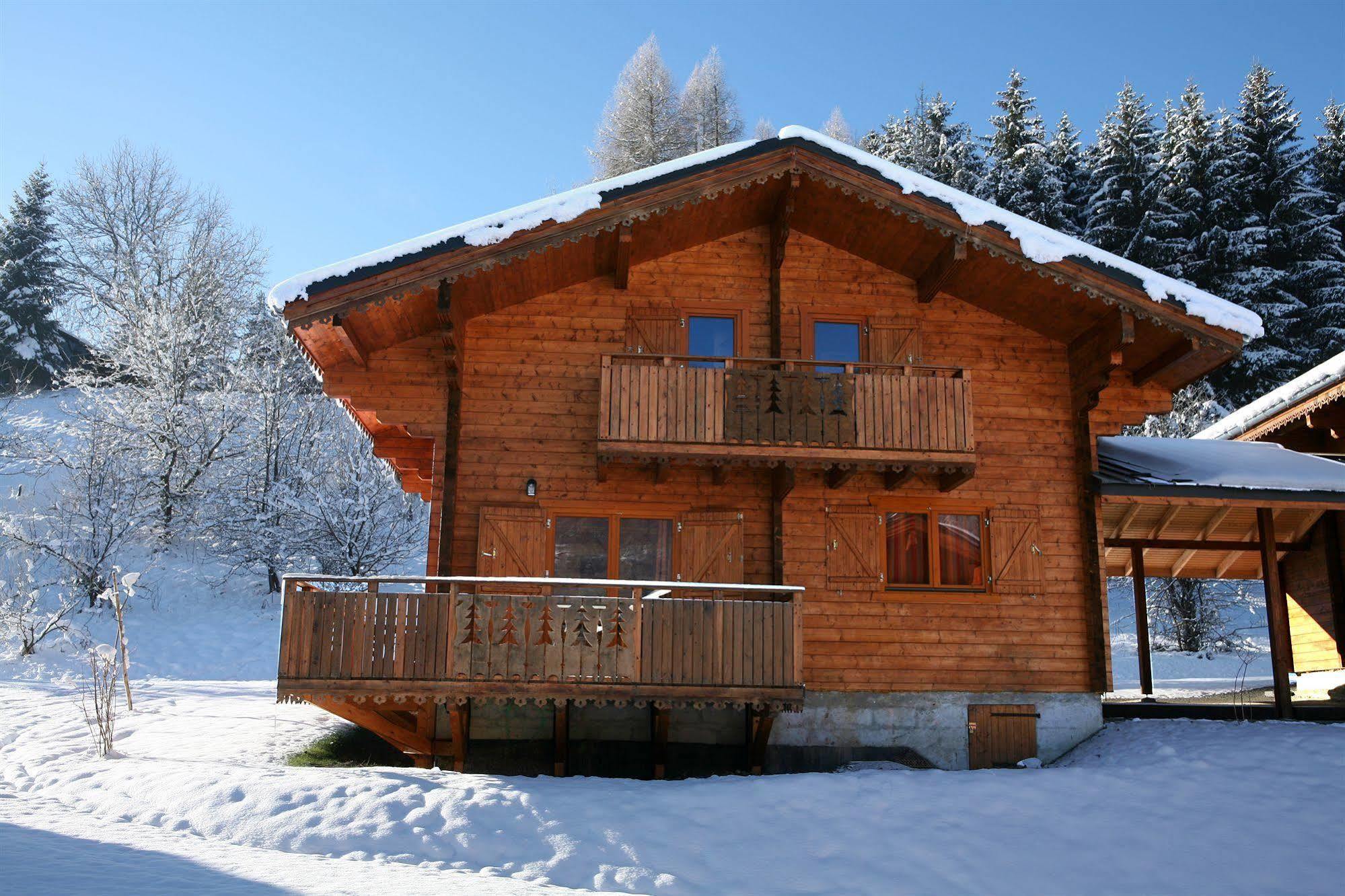 Residence Nemea Les Chalets Du Bois De Champelle Morillon Exterior foto