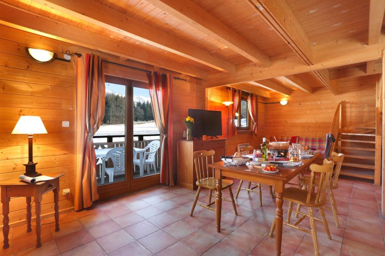Residence Nemea Les Chalets Du Bois De Champelle Morillon Exterior foto