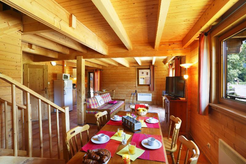 Residence Nemea Les Chalets Du Bois De Champelle Morillon Exterior foto