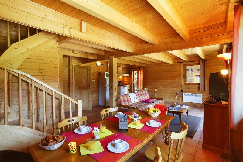 Residence Nemea Les Chalets Du Bois De Champelle Morillon Exterior foto